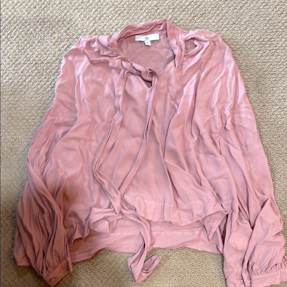 Banana Republic Pink Tie Front Long Sleeve Blouse